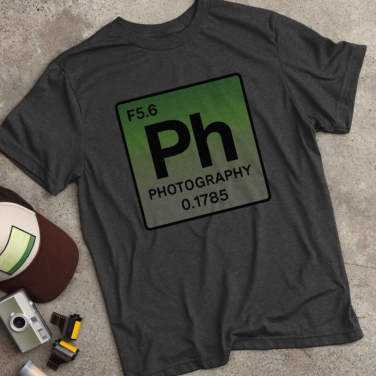 Photography Periodic Element Halftone T-Shirt