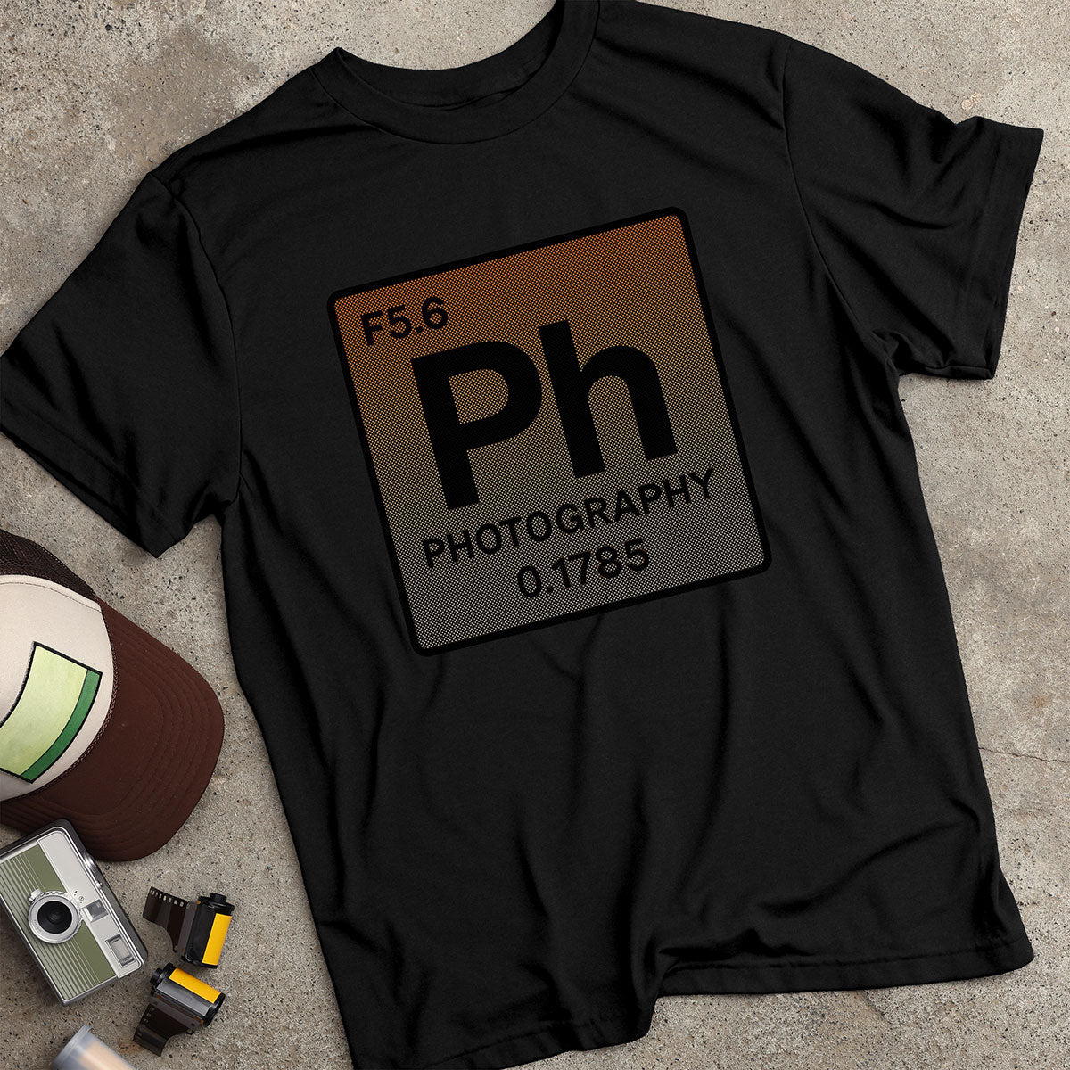 Photography Periodic Element Halftone T-Shirt