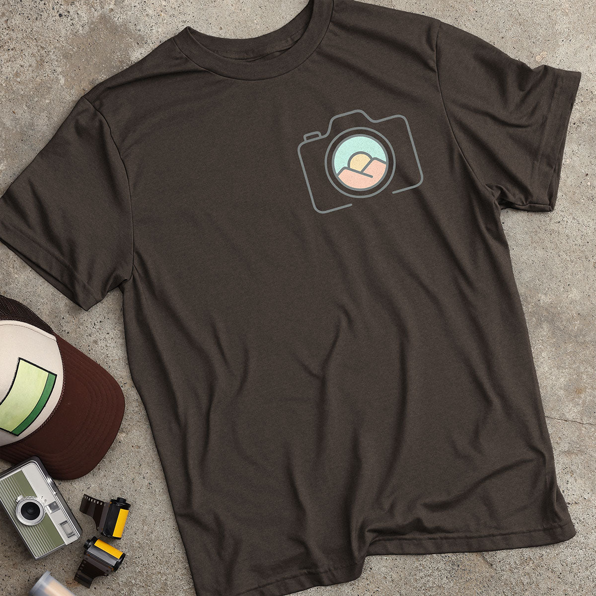 Sunrise Lens Minimalist Camera  T-Shirt