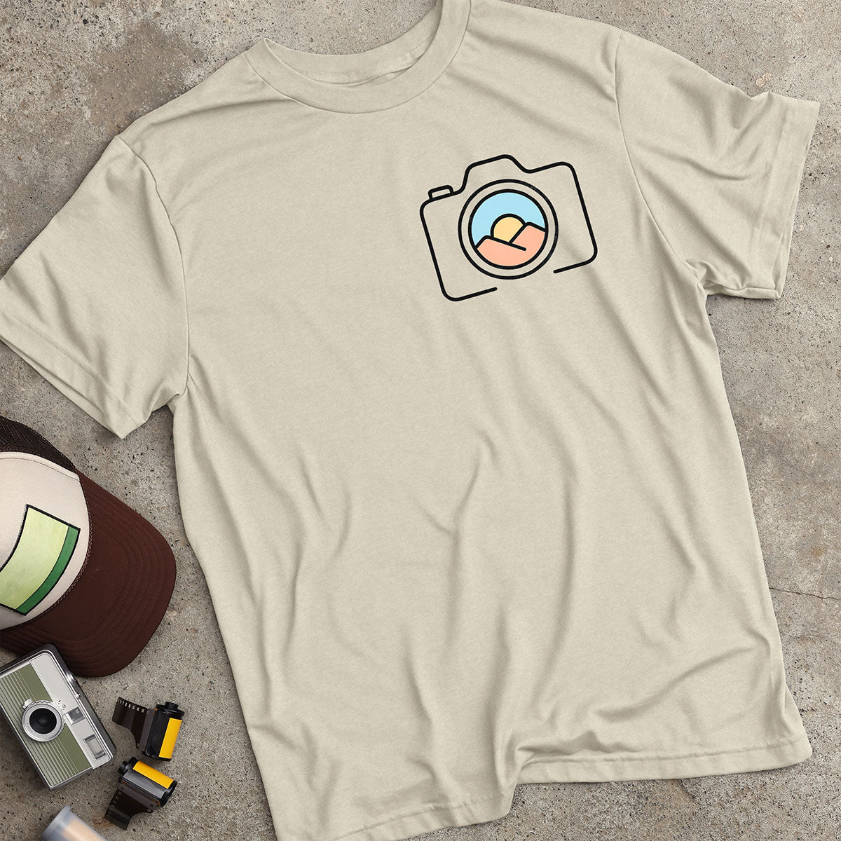 Sunrise Lens Minimalist Camera  T-Shirt