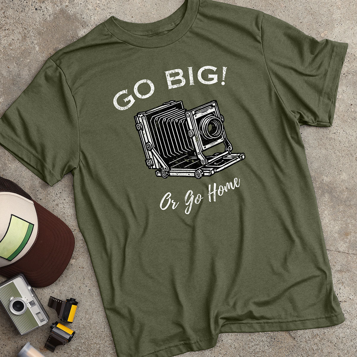 Go Big Vintage Field Camera T-Shirt